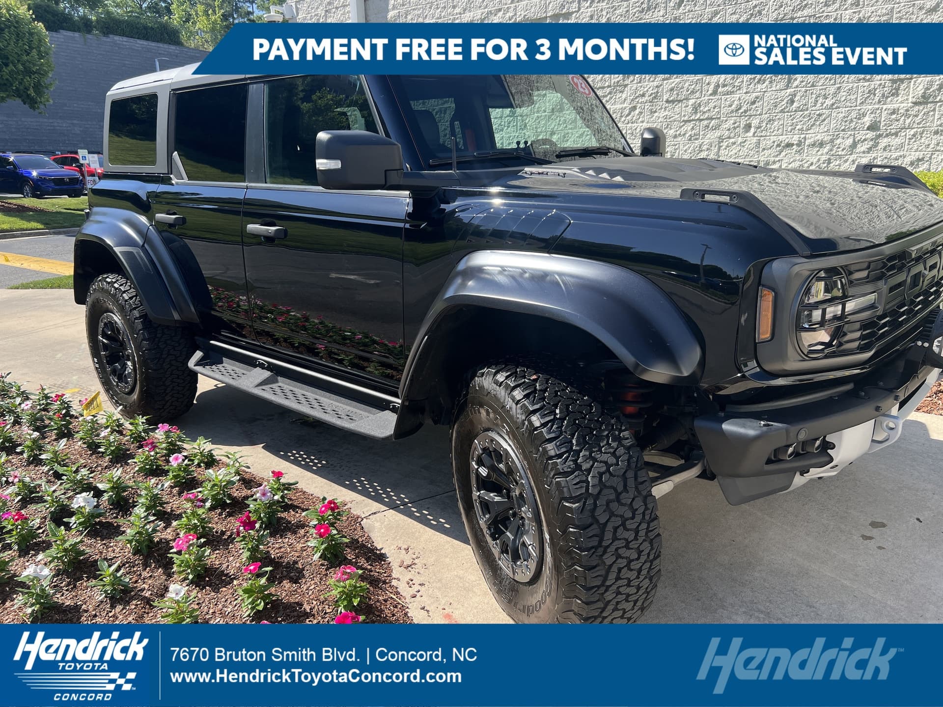 2023 Ford Bronco Raptor — photo 1 of 35