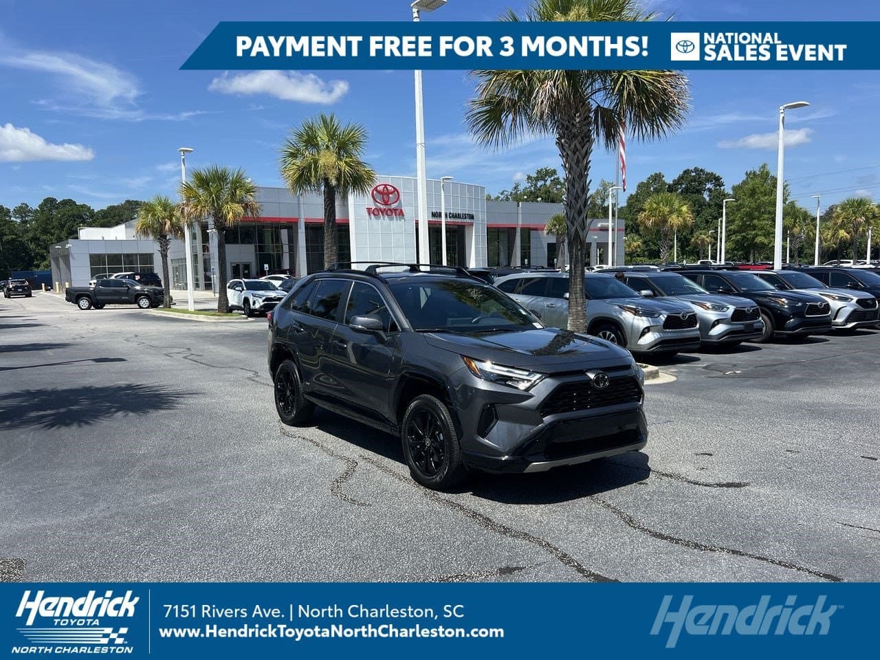 2025 Toyota RAV4 Hybrid SE — photo 1 of 37