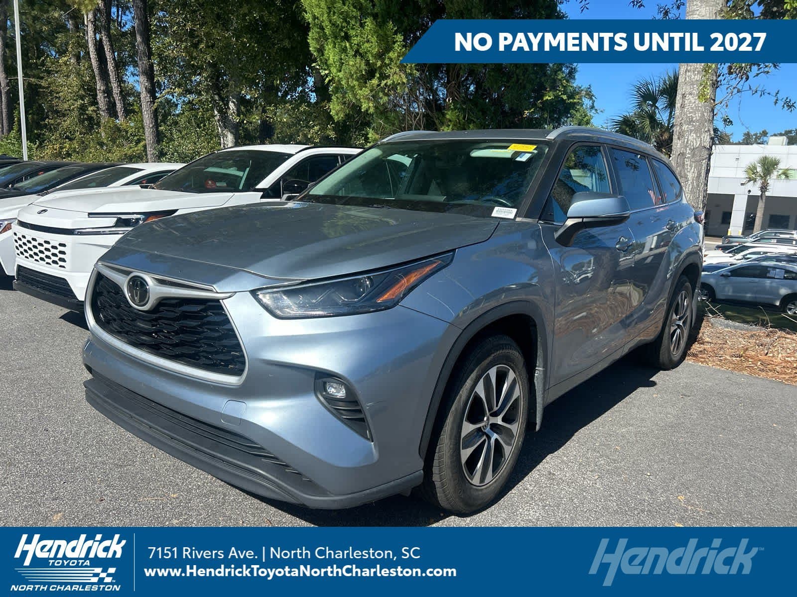 2023 Toyota Highlander XLE — photo 1 of 5