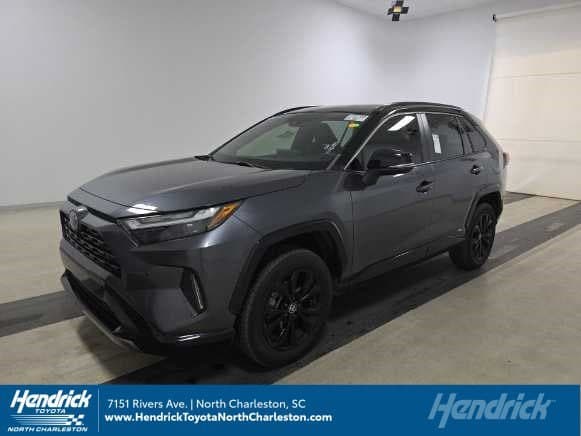 2022 Toyota RAV4 Hybrid XSE — photo 1 of 19