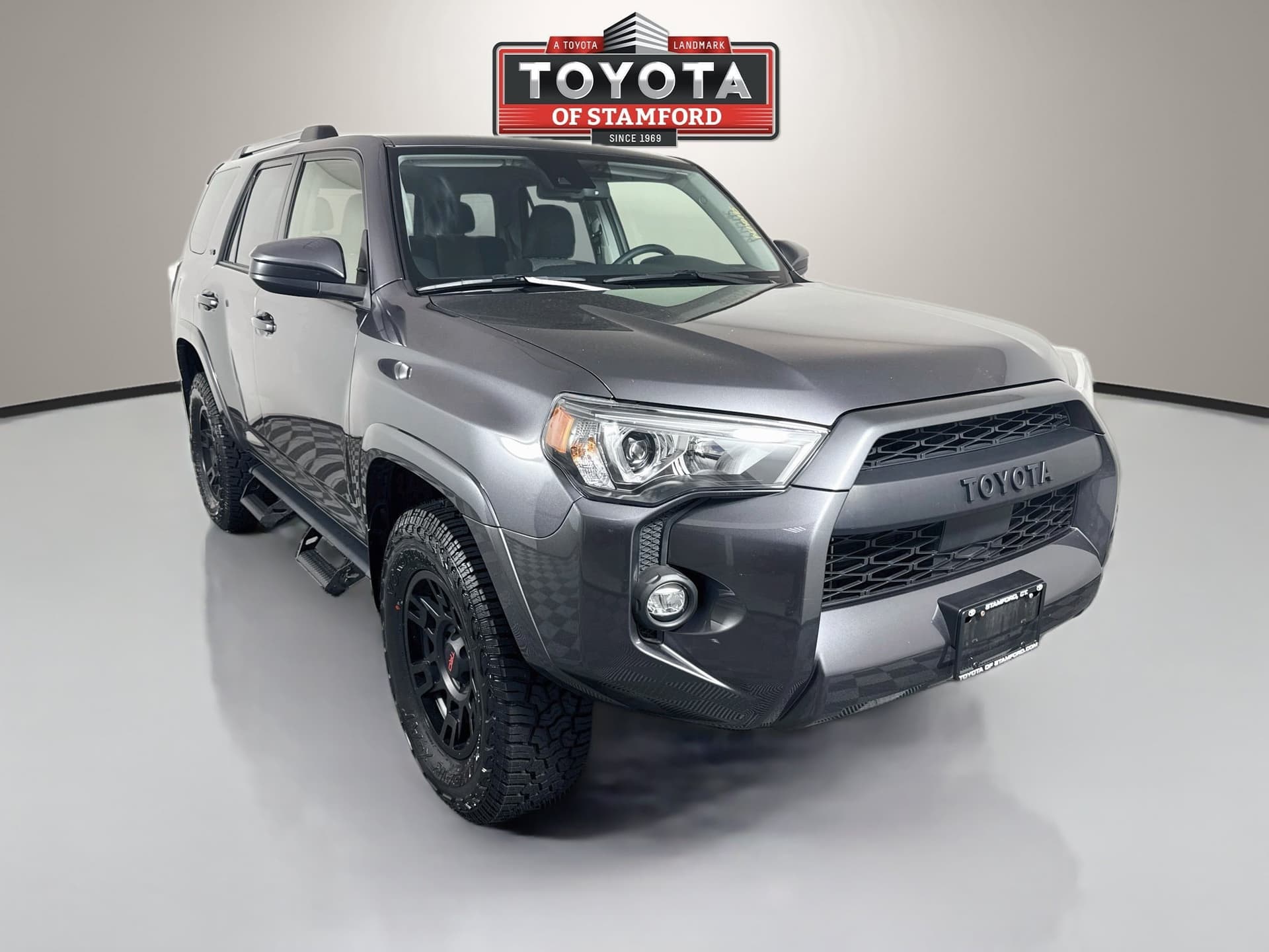 2023 Toyota 4Runner SR5 — photo 1 of 31