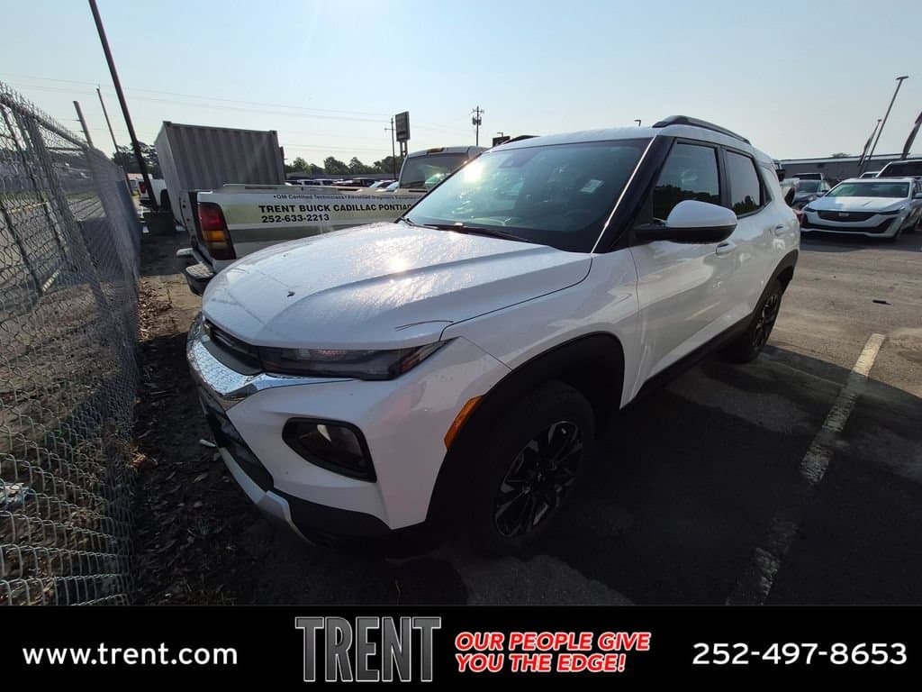 2022 Chevrolet Trailblazer LT — photo 1 of 15