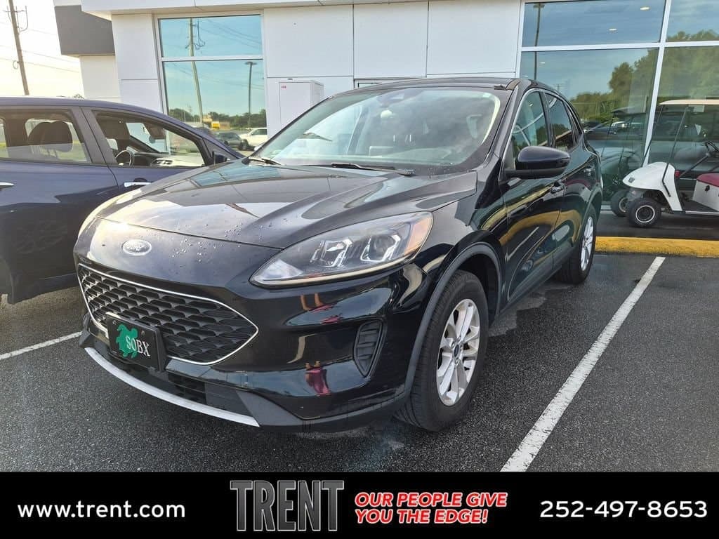 2021 Ford Escape SE — photo 1 of 15