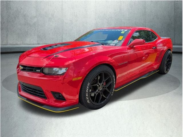 2014 Chevrolet Camaro SS 6-Speed Manual — photo 1 of 7