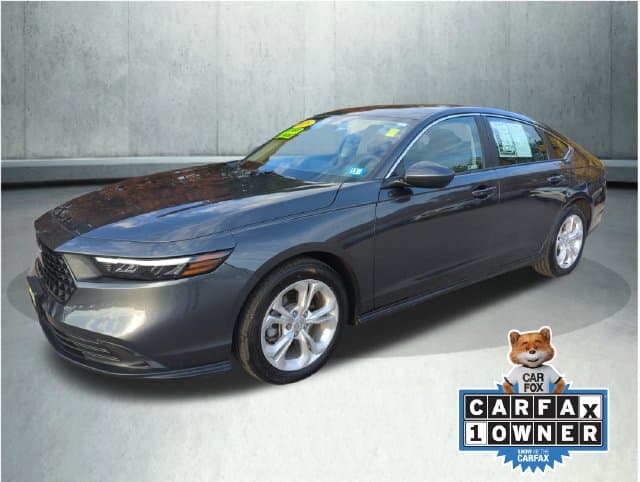 2025 Honda Accord Sedan LX — photo 1 of 32