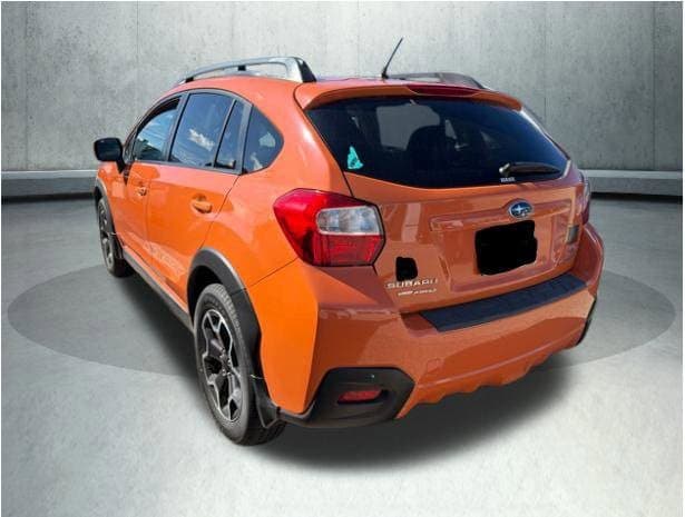 2014 Subaru XV Crosstrek Base — photo 1 of 6