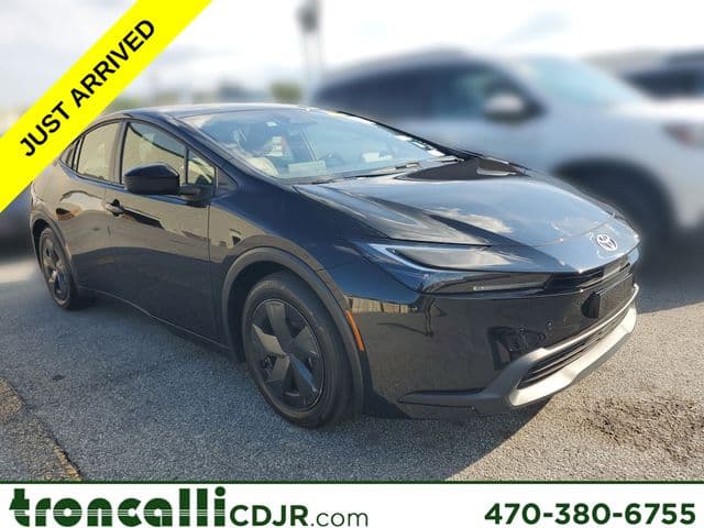 2024 Toyota Prius LE — photo 1 of 10
