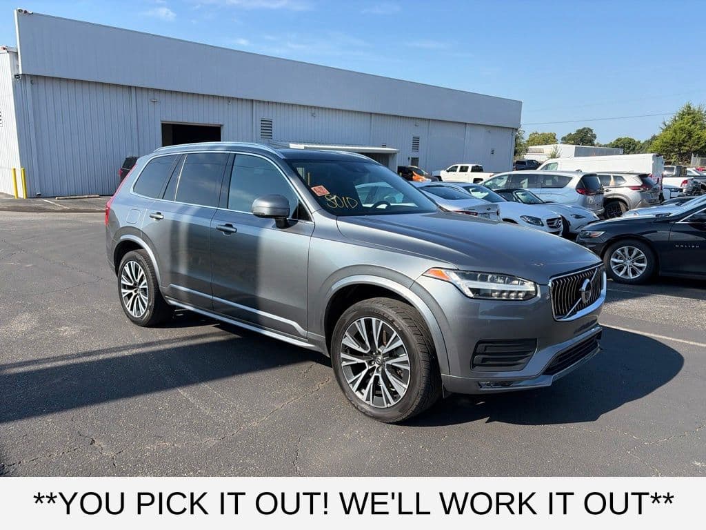 2020 Volvo XC90 T5 Momentum 7 Passenger — photo 1 of 14