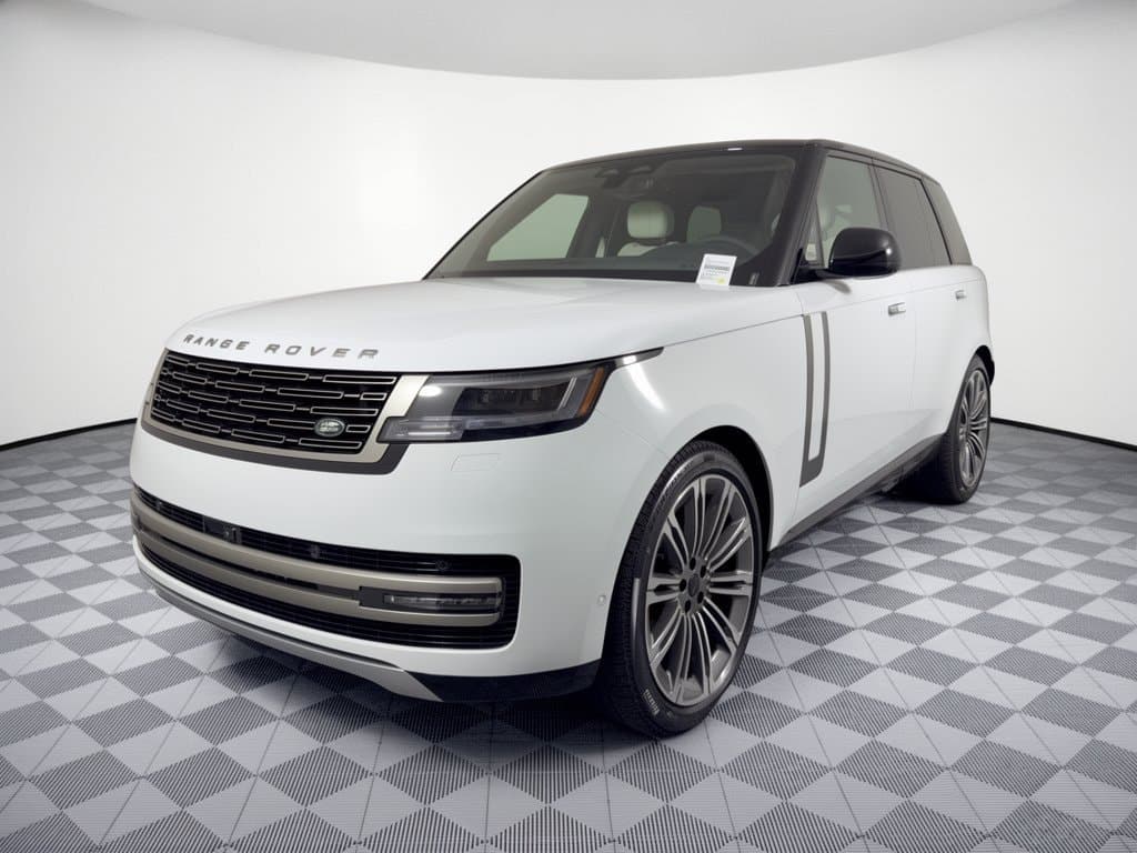 2026 Land Rover Range Rover Base — photo 1 of 31
