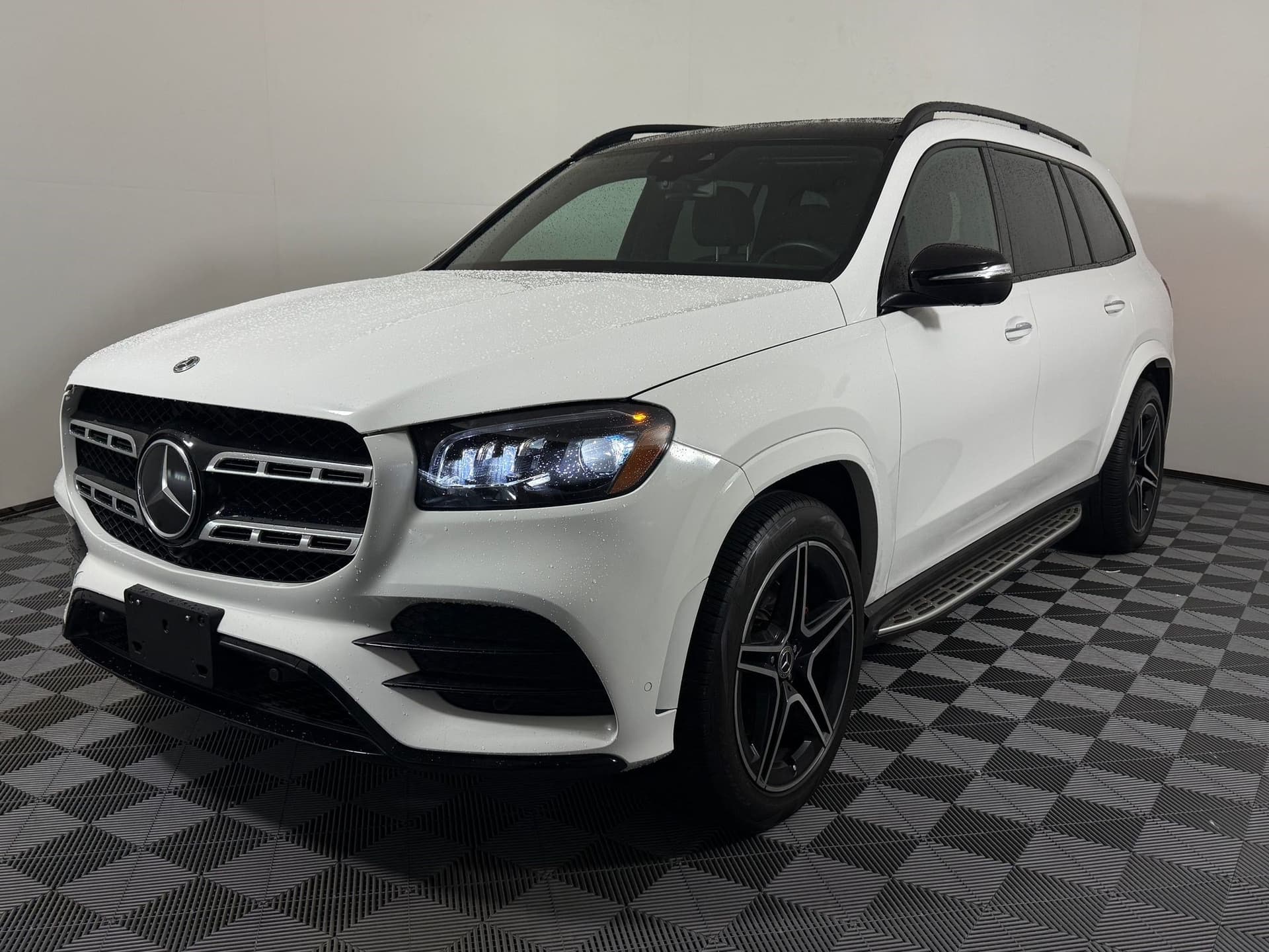 2022 Mercedes-Benz GLS 450 GLS 450 — photo 1 of 30