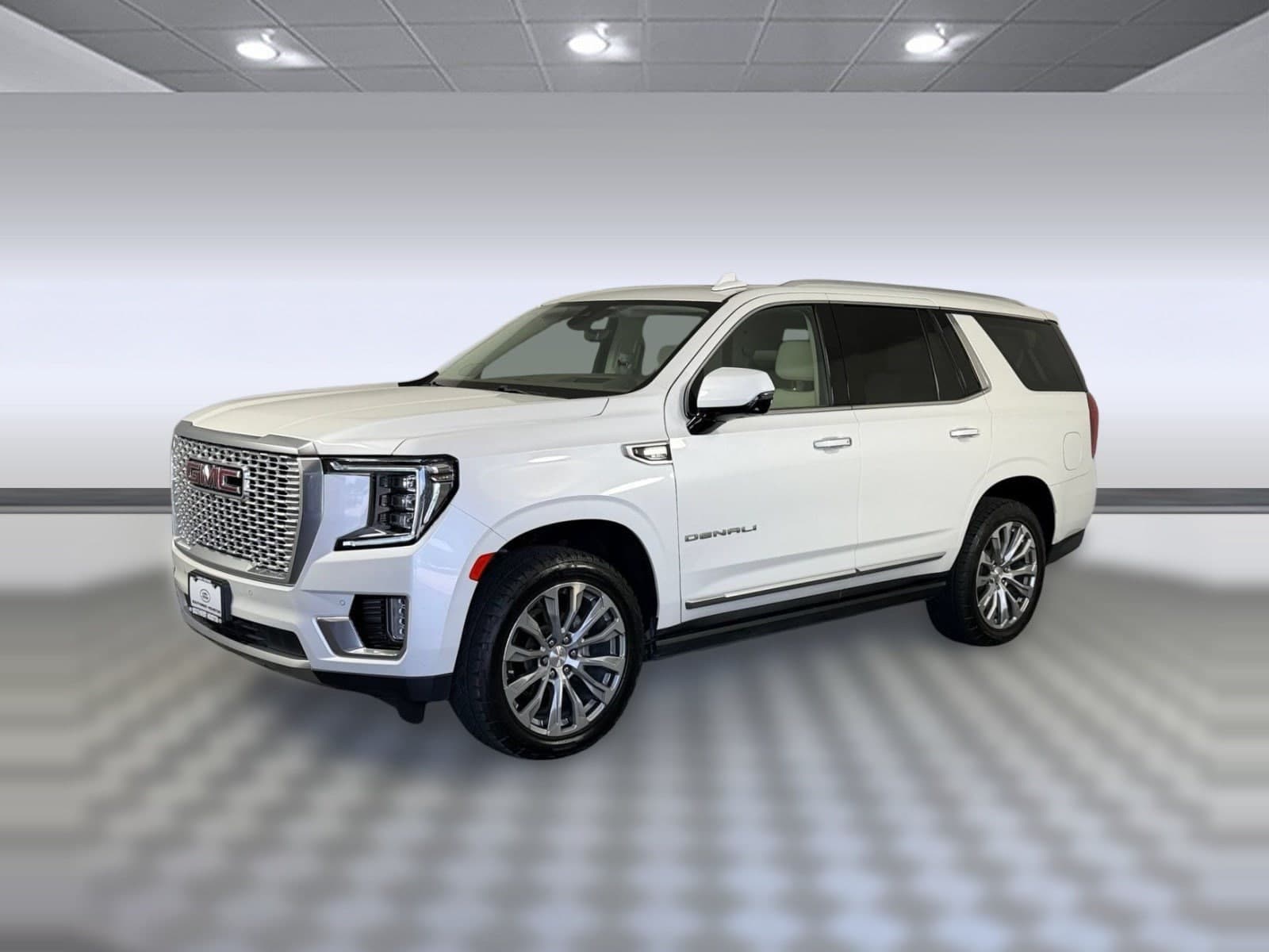 2021 GMC Yukon Denali — photo 1 of 32