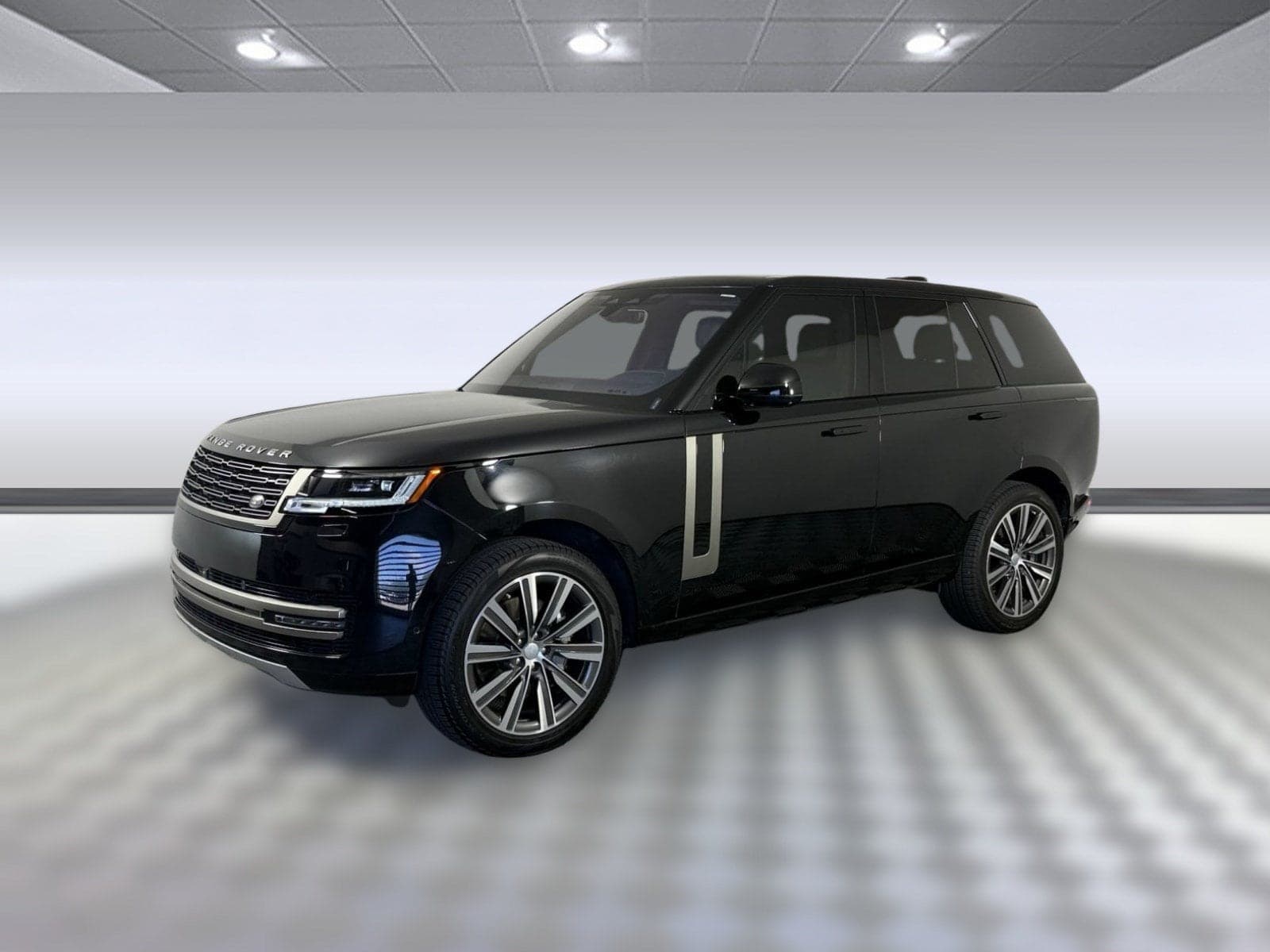 2023 Land Rover Range Rover SE — photo 1 of 31