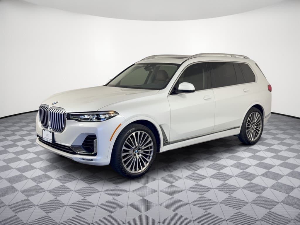 2022 BMW X7 xDrive40i — photo 1 of 34