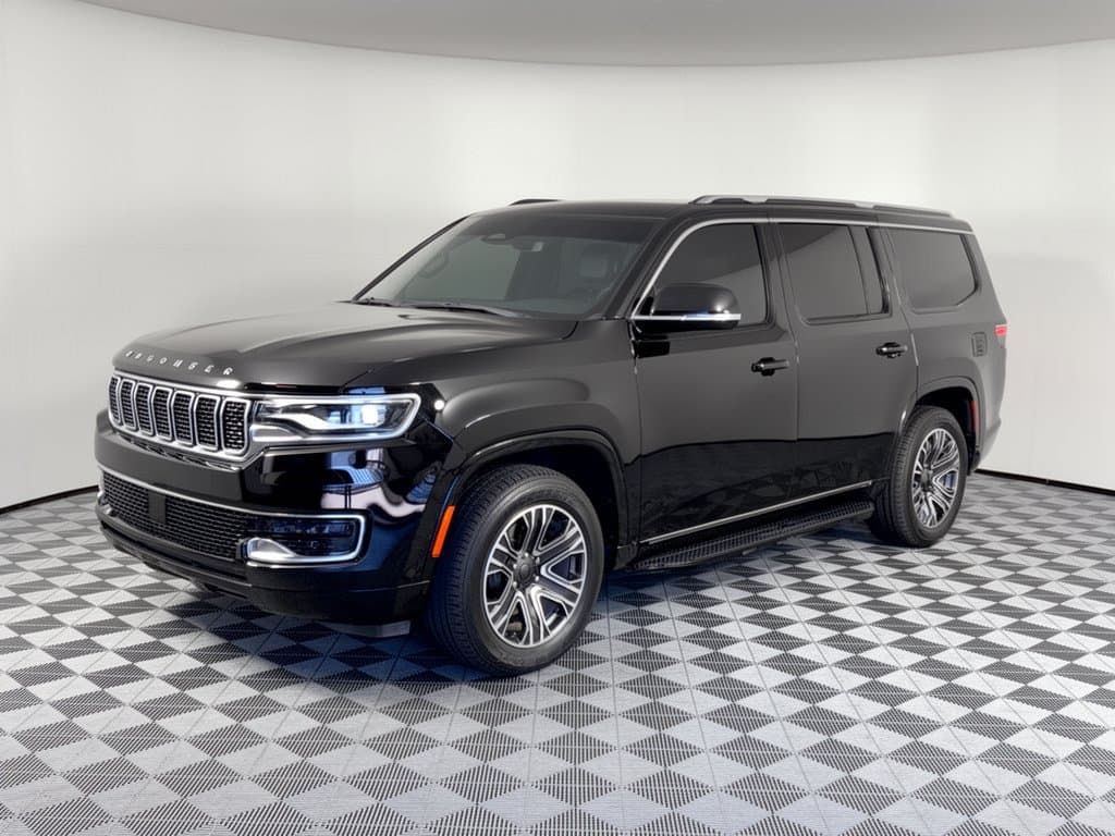 2024 Jeep Wagoneer Base — photo 1 of 34