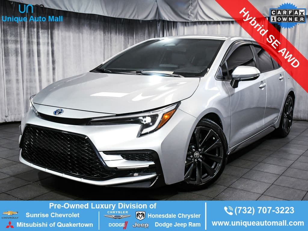 2023 Toyota Corolla Hybrid SE — photo 1 of 70