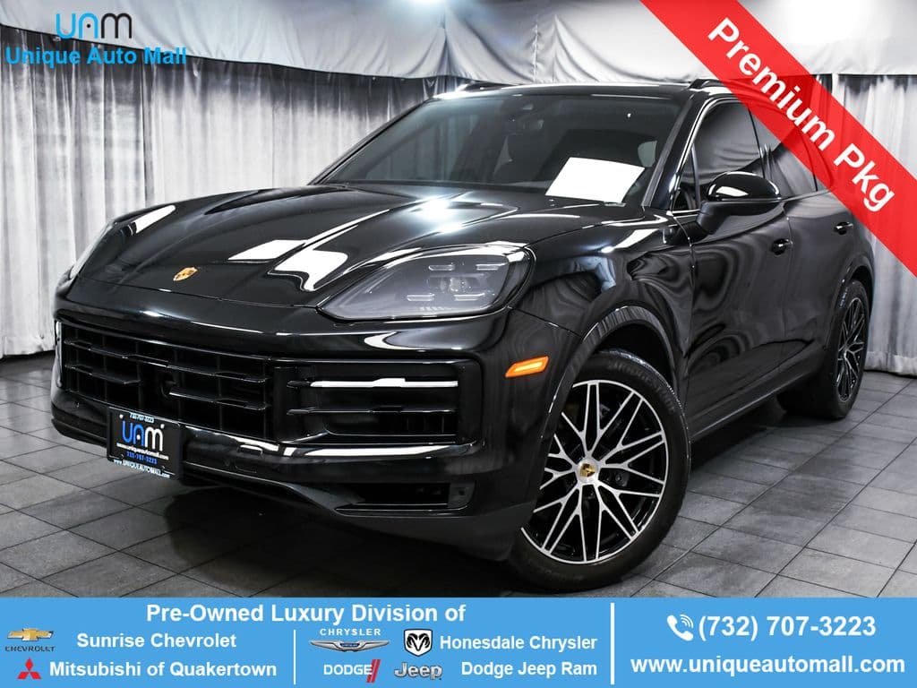 2024 Porsche Cayenne Base — photo 1 of 84