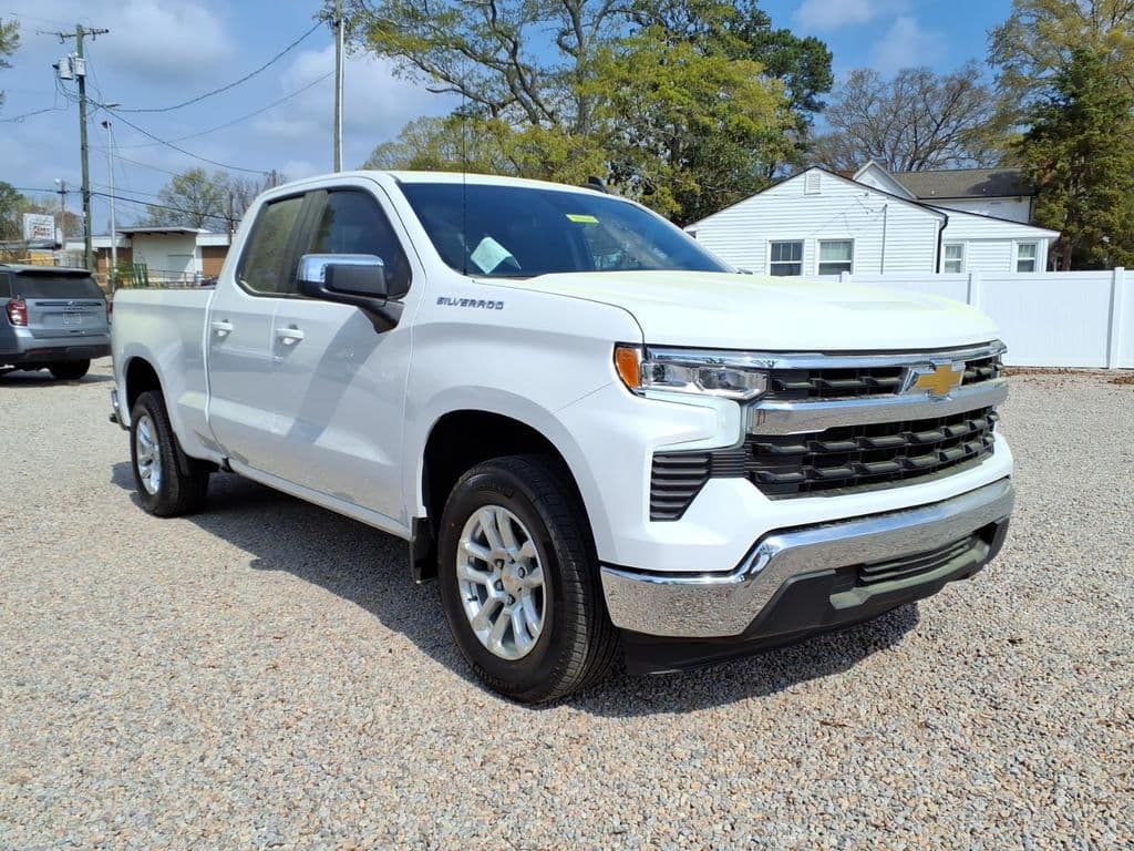 2026 Chevrolet Silverado 1500 LT — photo 1 of 41