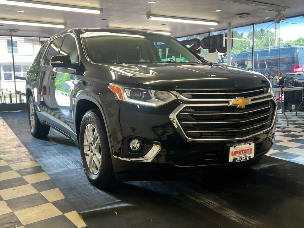 2019 Chevrolet Traverse LT Cloth — photo 1 of 44