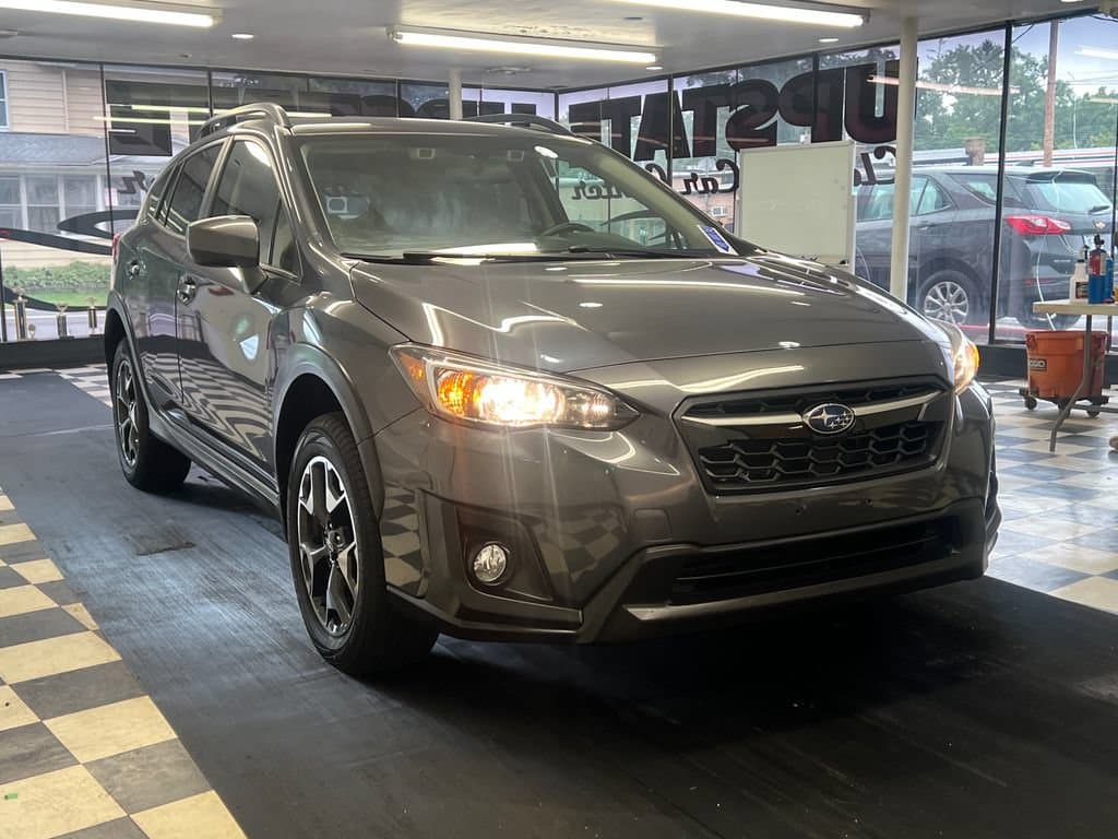 2020 Subaru Crosstrek Premium — photo 1 of 41