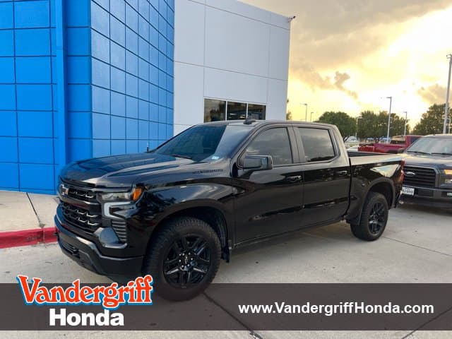 2024 Chevrolet Silverado 1500 RST — photo 1 of 17
