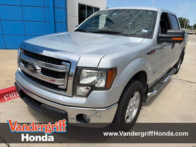 2013 Ford F-150 XLT — photo 1 of 19