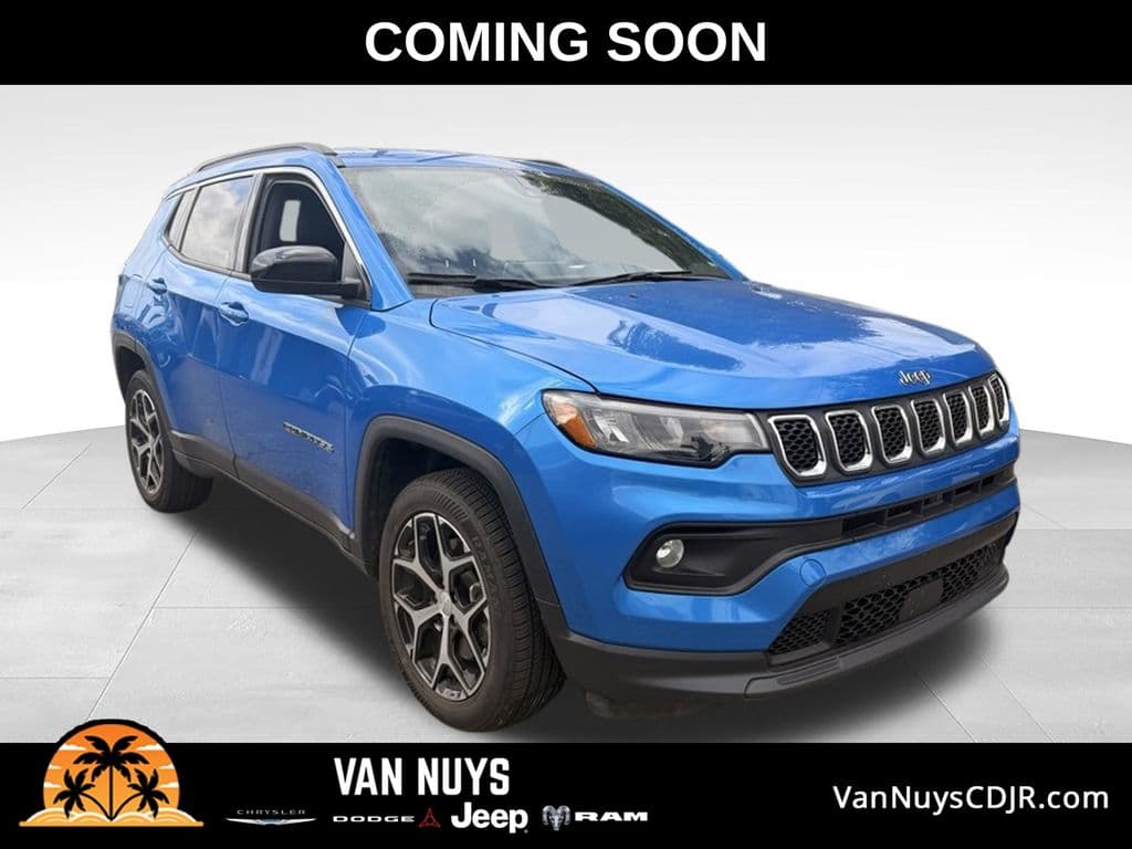 2024 Jeep Compass Latitude — photo 1 of 8
