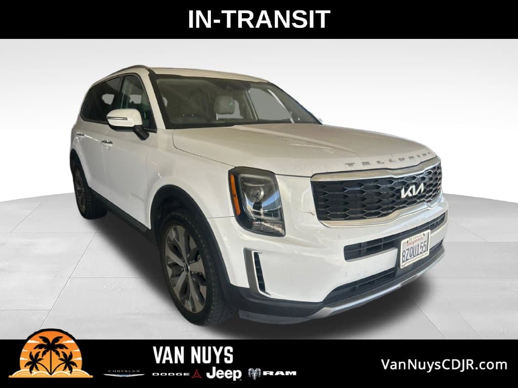 2022 Kia Telluride S — photo 1 of 5