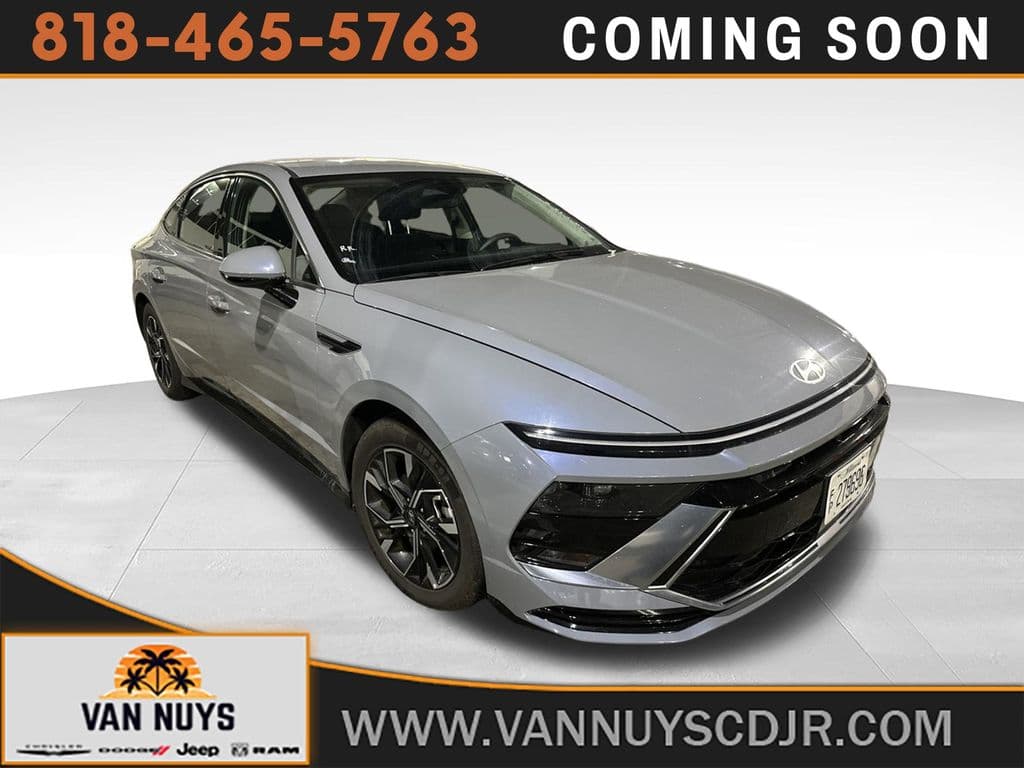 2025 Hyundai Sonata SEL — photo 1 of 3