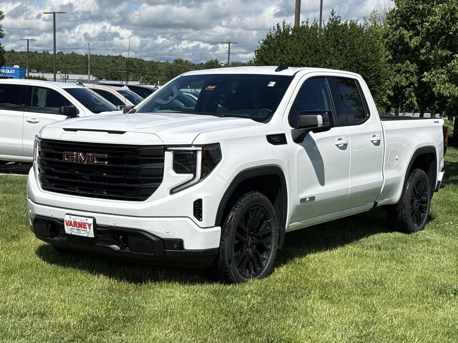 2026 GMC Sierra 1500 Elevation — photo 1 of 53