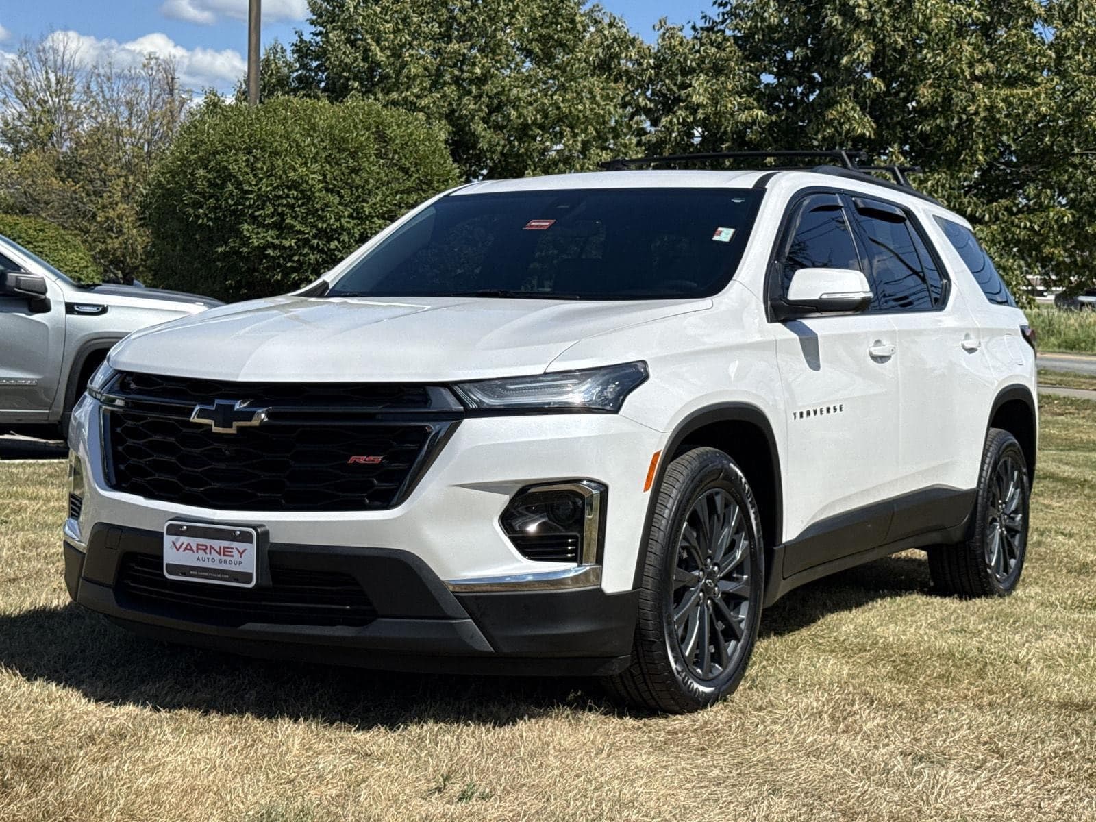 2023 Chevrolet Traverse RS — photo 1 of 32