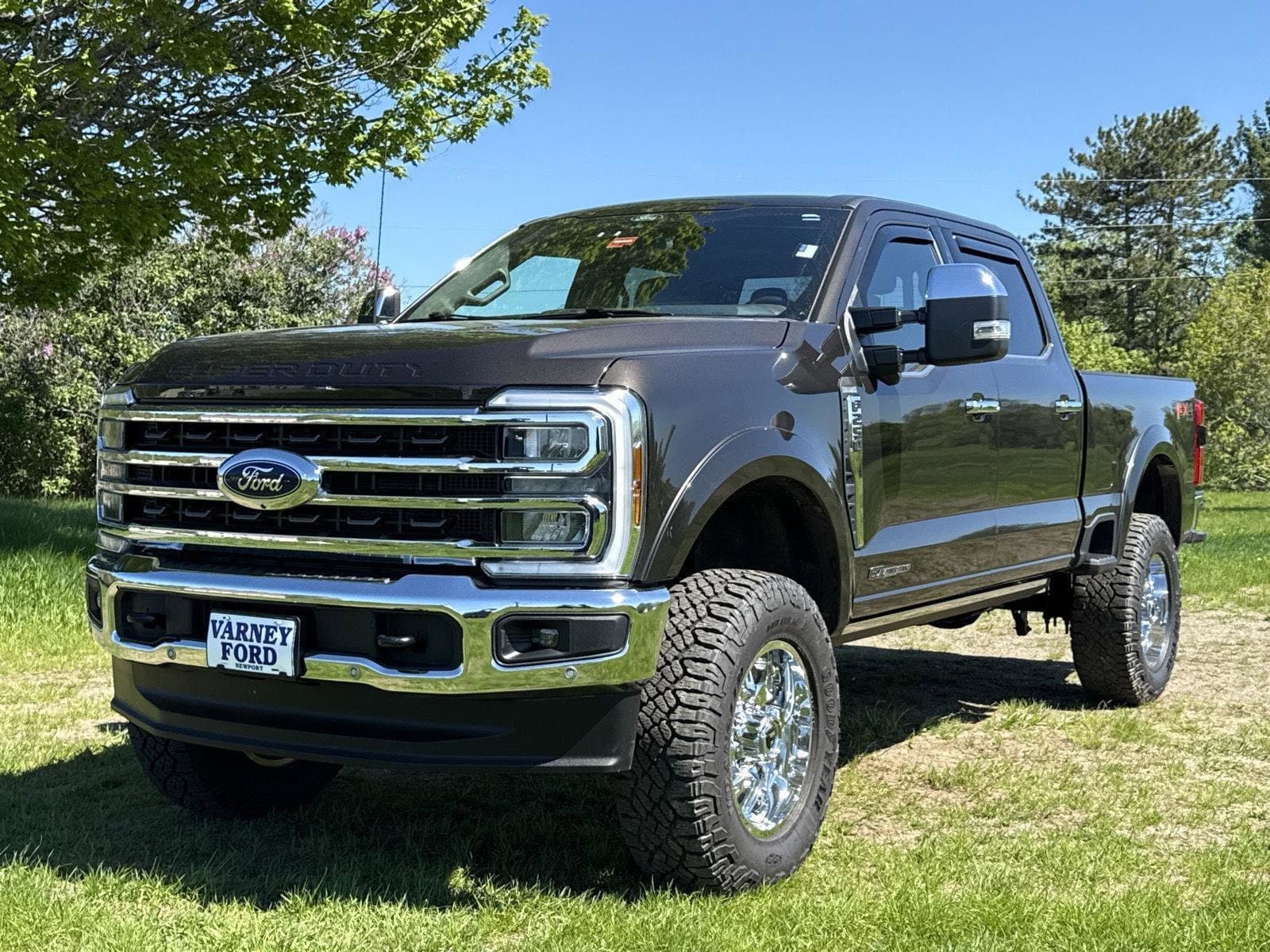 2025 Ford Super Duty F-250 SRW King Ranch — photo 1 of 36