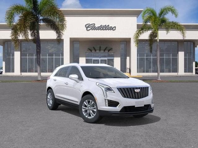 2026 Cadillac XT5 FWD Luxury — photo 1 of 24