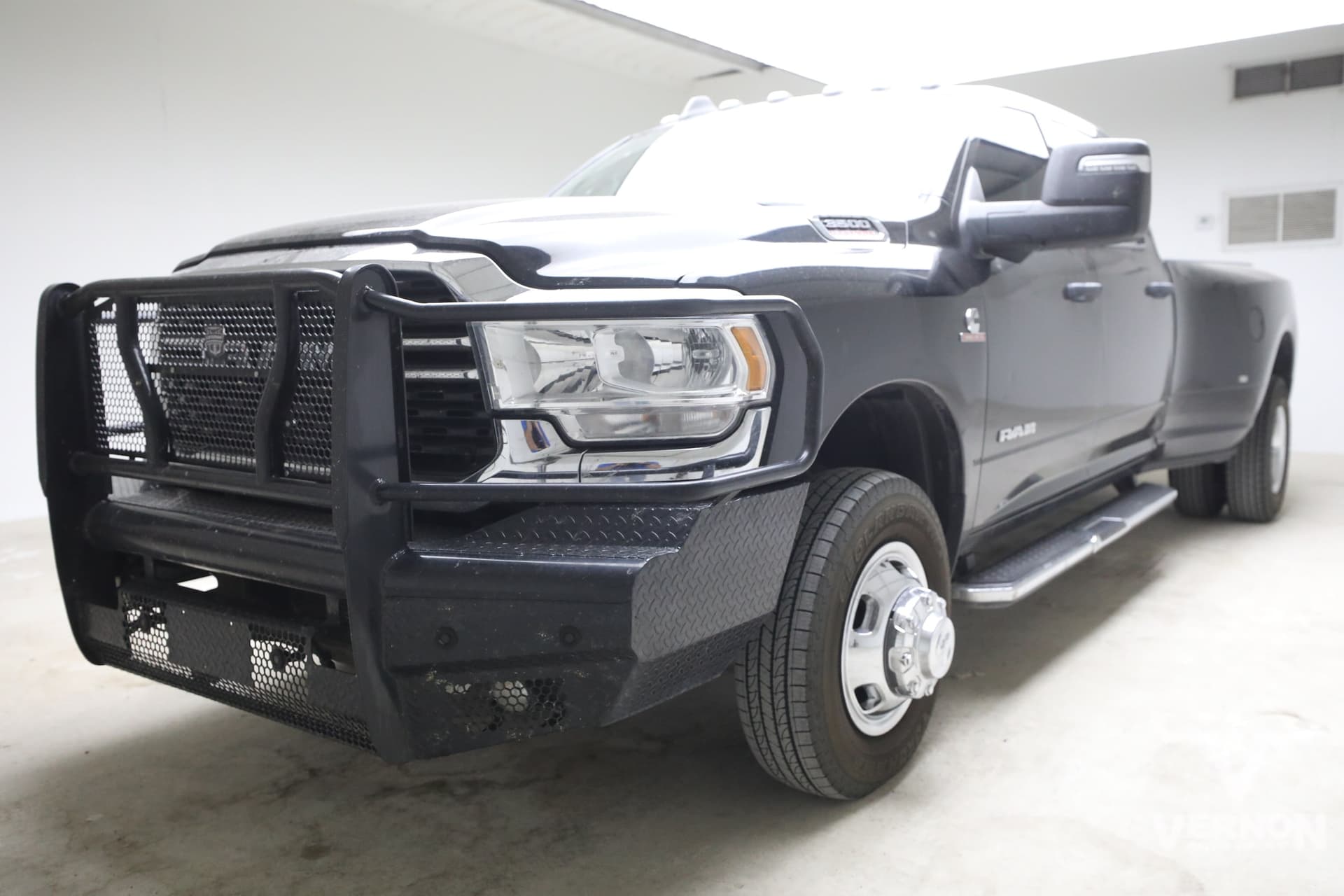 2023 RAM 3500 Big Horn — photo 1 of 14