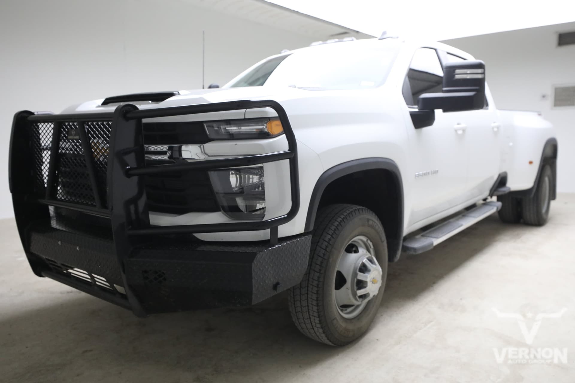 2026 Chevrolet Silverado 3500 HD LT — photo 1 of 15