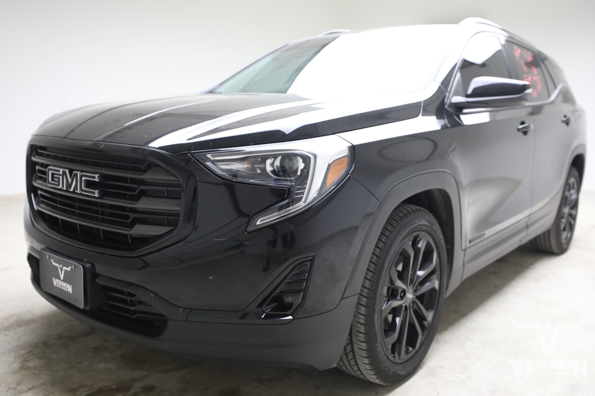 2021 GMC Terrain SLT — photo 1 of 13
