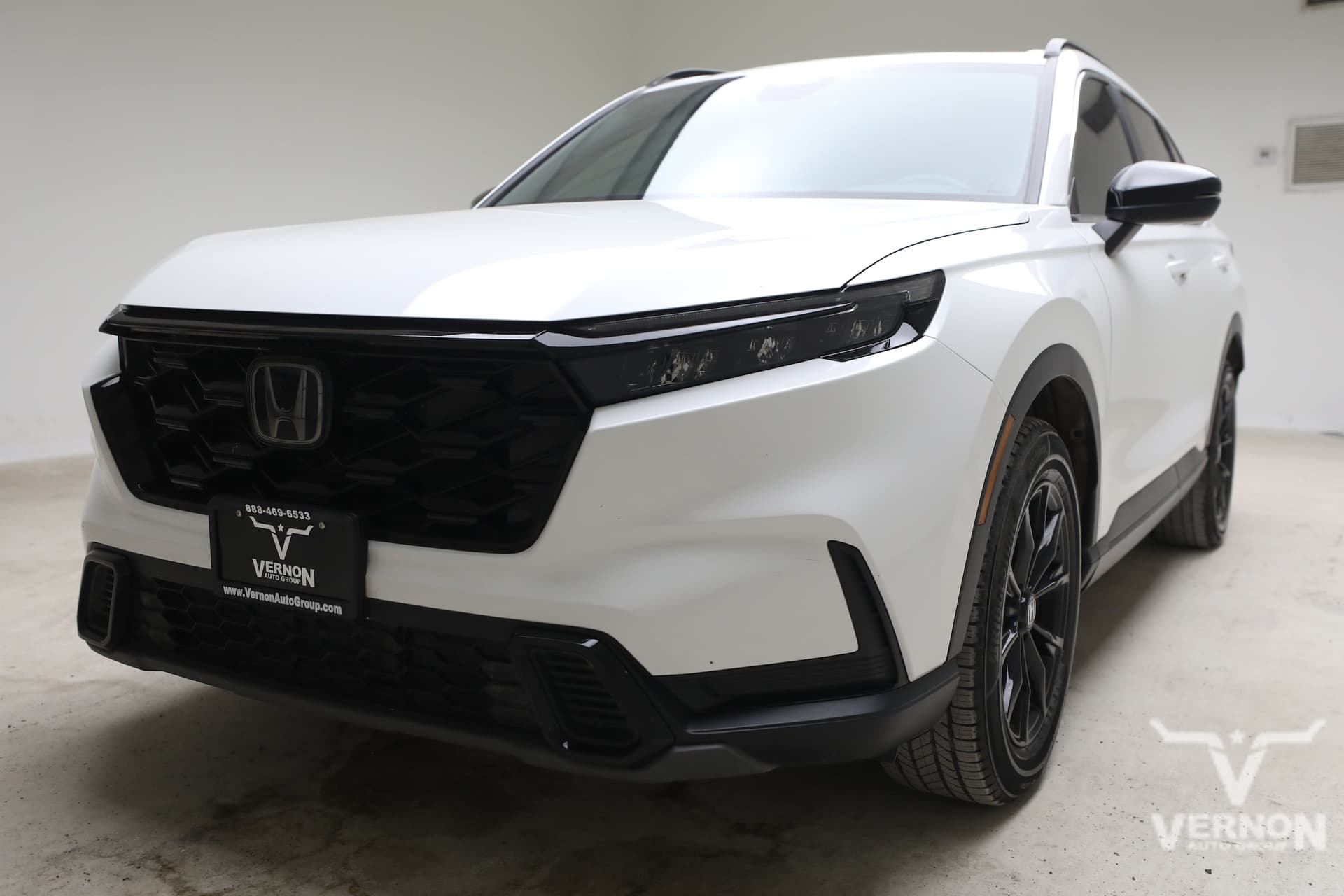 2024 Honda CR-V Hybrid Sport — photo 1 of 37