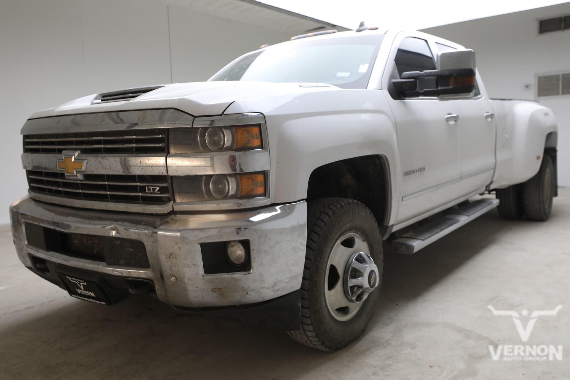 2019 Chevrolet Silverado 3500HD LTZ — photo 1 of 15