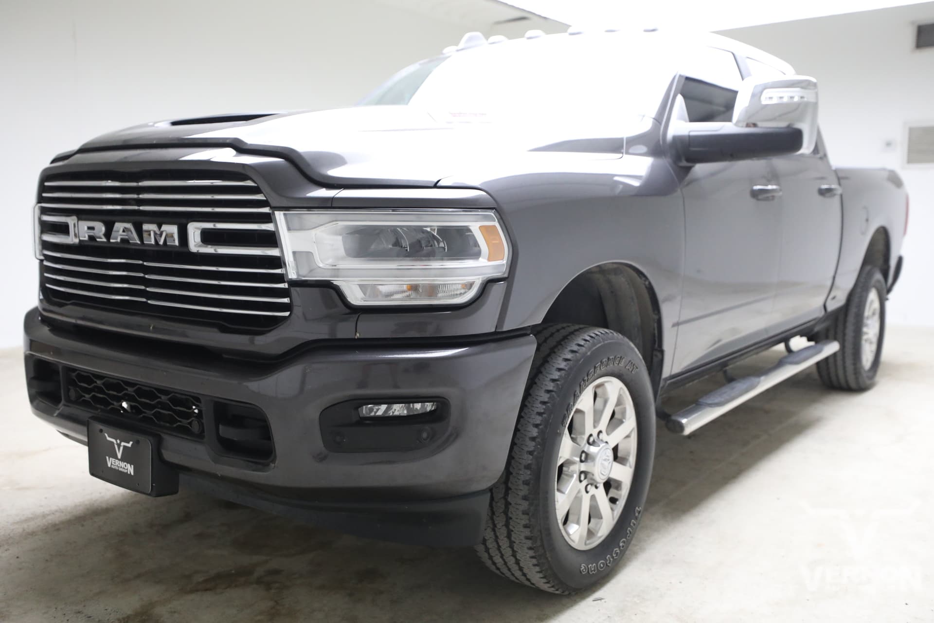 2024 RAM 2500 Laramie — photo 1 of 13