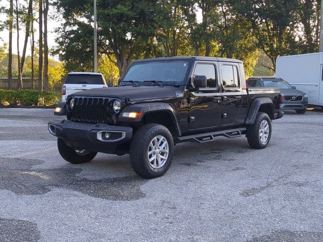 2023 Jeep Gladiator Sport S — photo 1 of 68