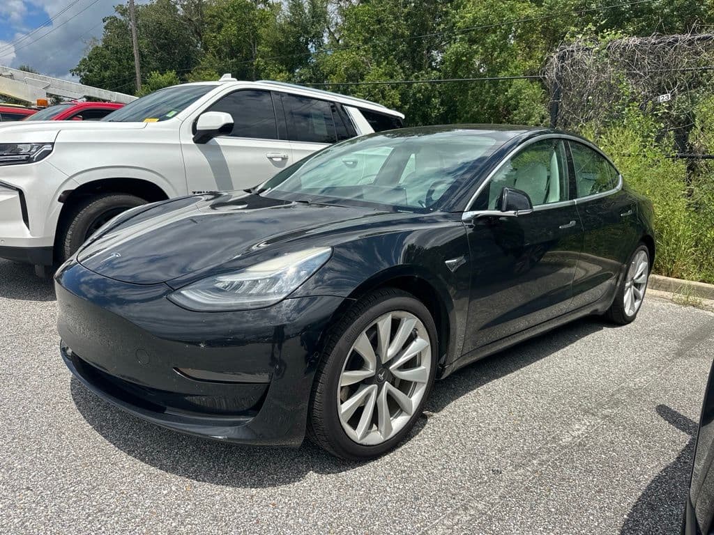 2019 Tesla Model 3 Base — photo 1 of 6