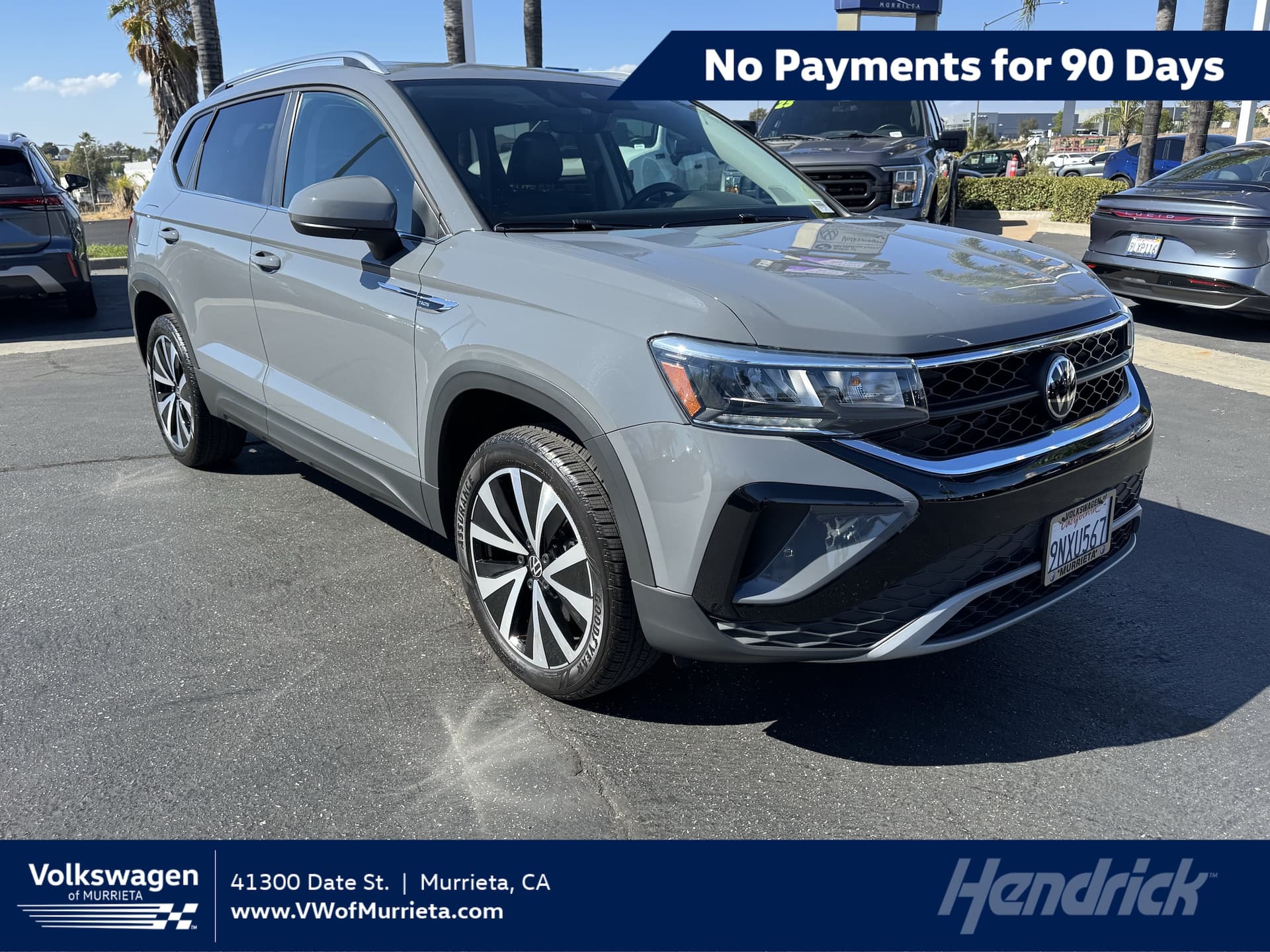 2024 Volkswagen Taos SE — photo 1 of 37