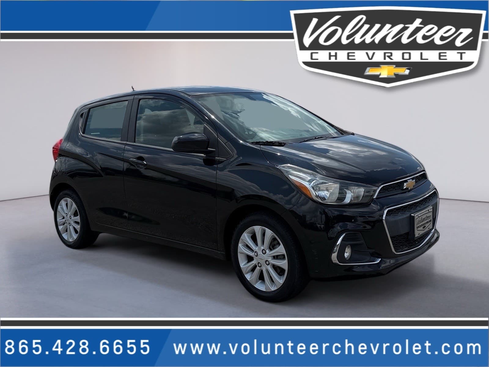 2017 Chevrolet Spark LT — photo 1 of 20