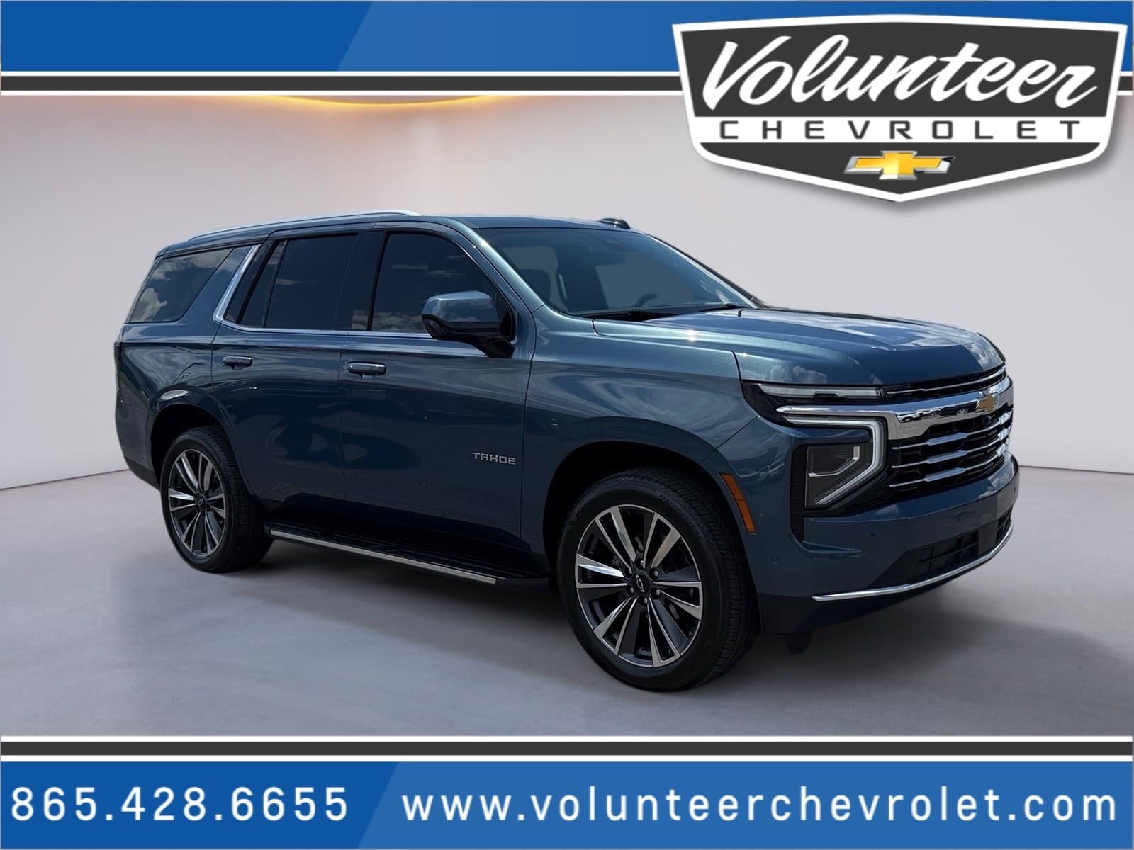 2025 Chevrolet Tahoe LT — photo 1 of 20