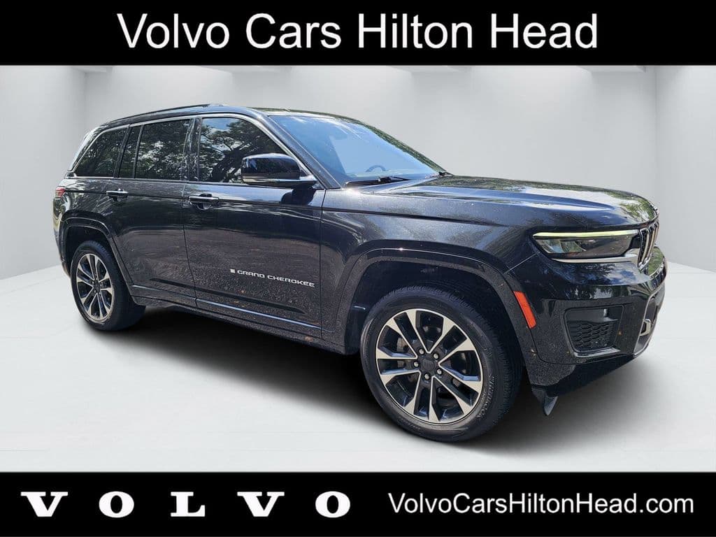 2022 Jeep Grand Cherokee Overland — photo 1 of 32