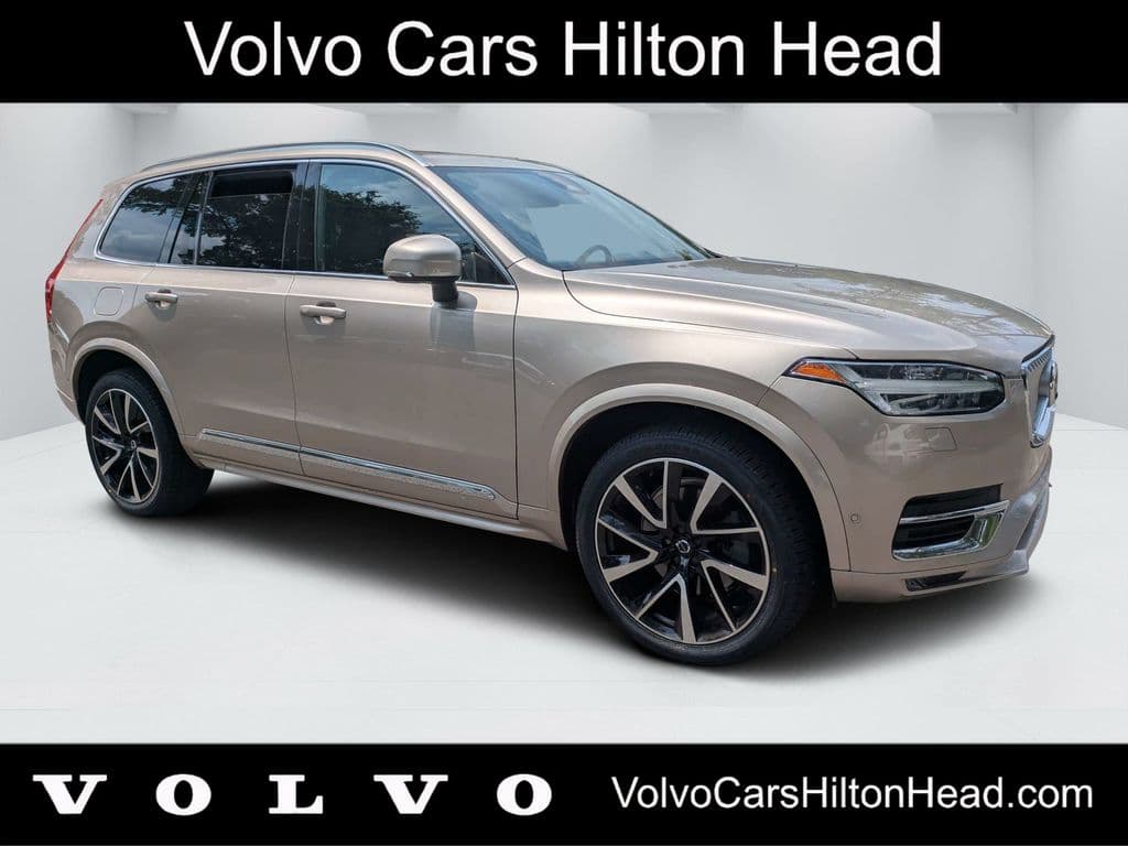 2023 Volvo XC90 Base — photo 1 of 30