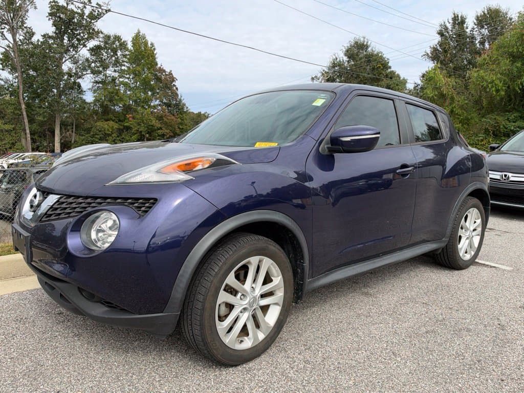 2015 Nissan JUKE S — photo 1 of 6