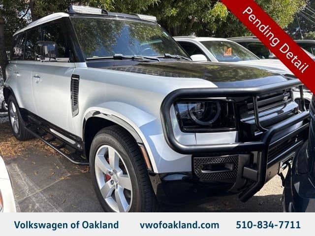 2023 Land Rover Defender 110 X — photo 1 of 8