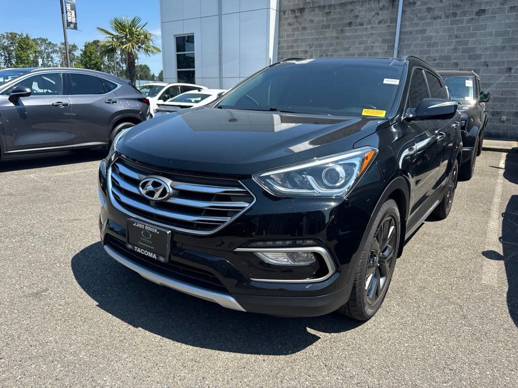 2017 Hyundai Santa Fe Sport 2.0T Ultimate — photo 1 of 31