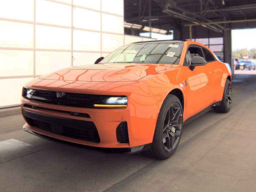 2026 Dodge Charger Scat Pack — photo 1 of 5