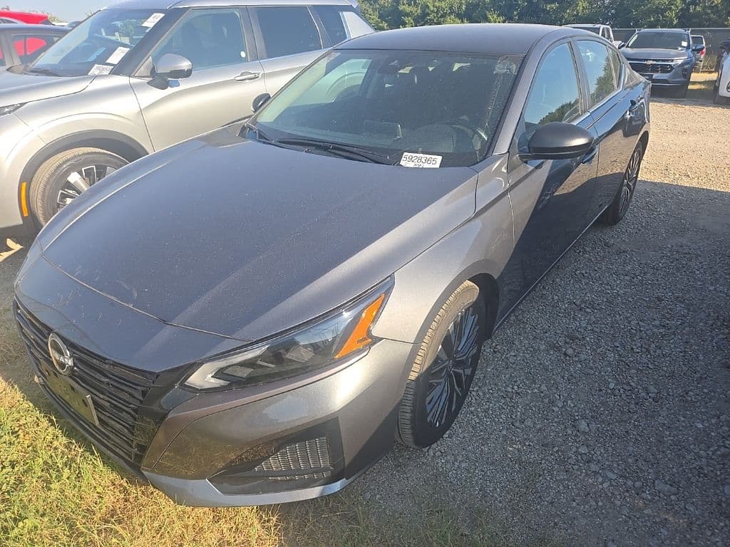 2026 Nissan Altima 2.5 SV — photo 1 of 4